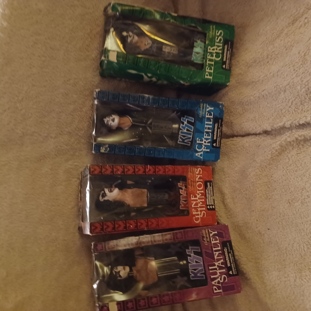 Kiss Collectible Figurines Set - Green, Blue, Red, Purple